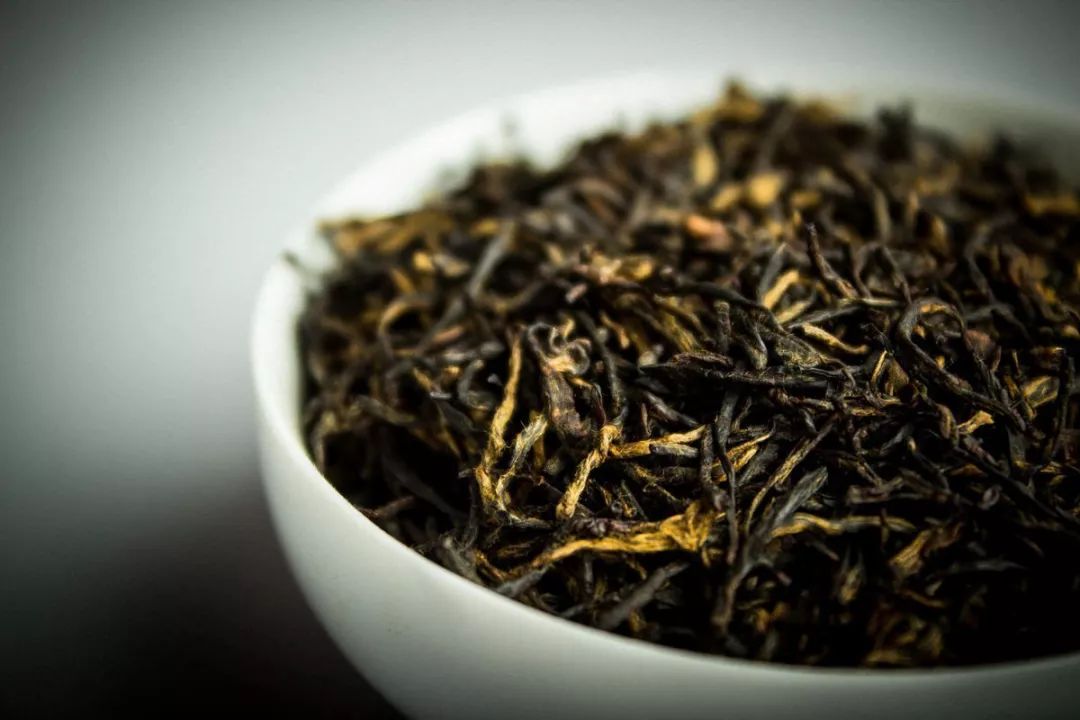 祁门红茶丨红茶学霸、金边女王、时尚小姐，它的称号666