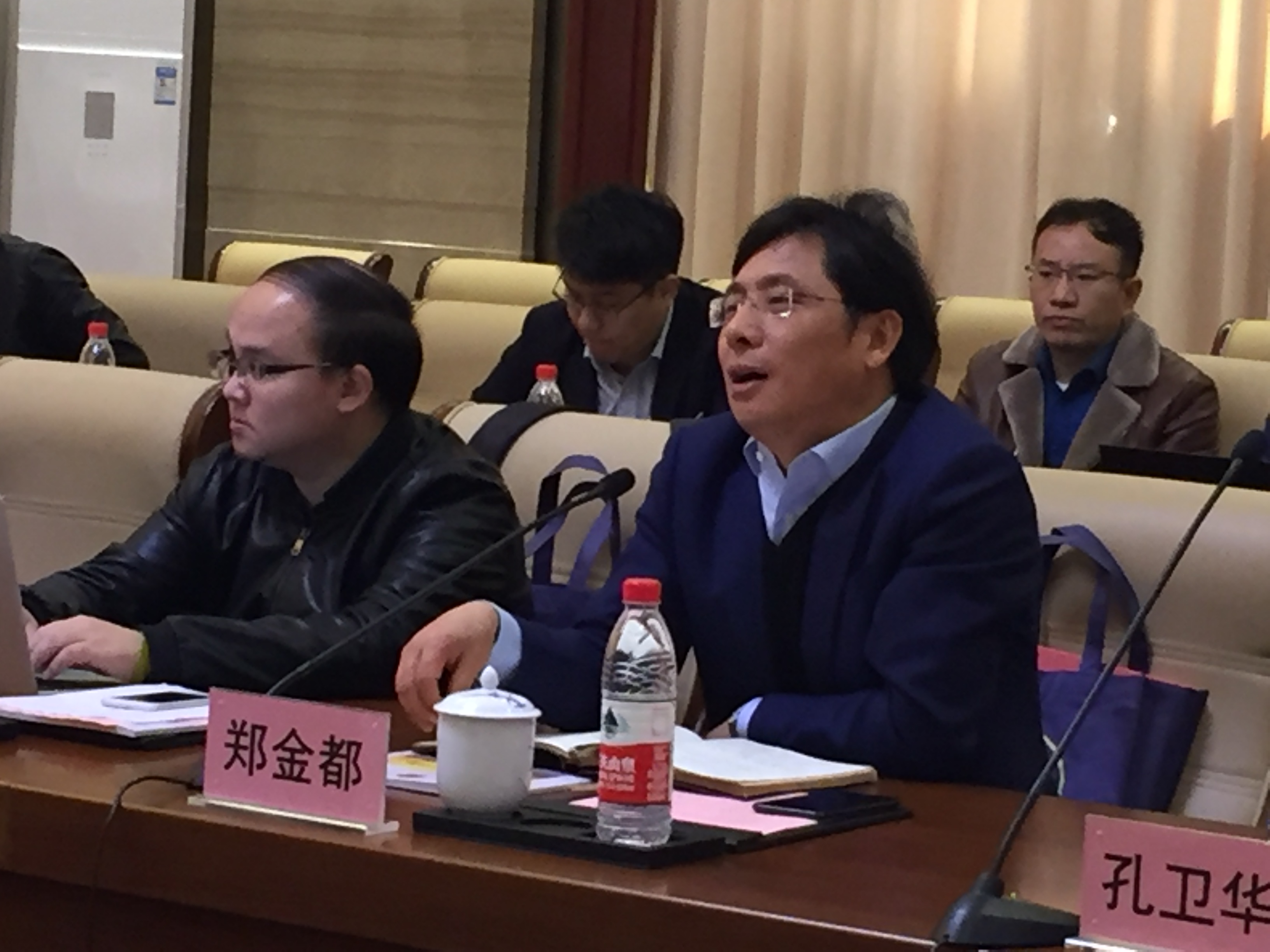 第三届中国佛教名山名寺法律问题研讨会在浙江雪窦山举行