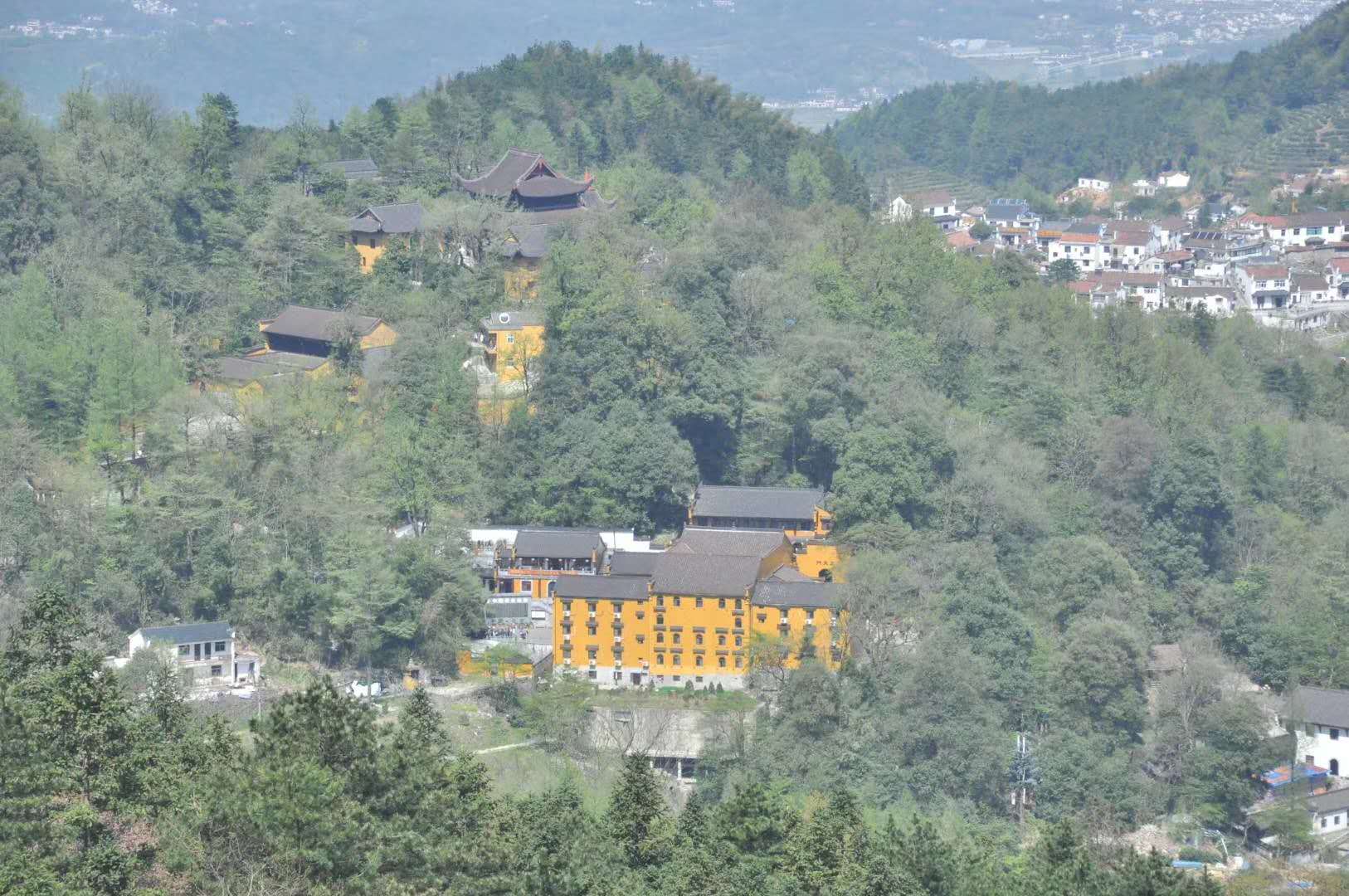 神光岭上上禅堂