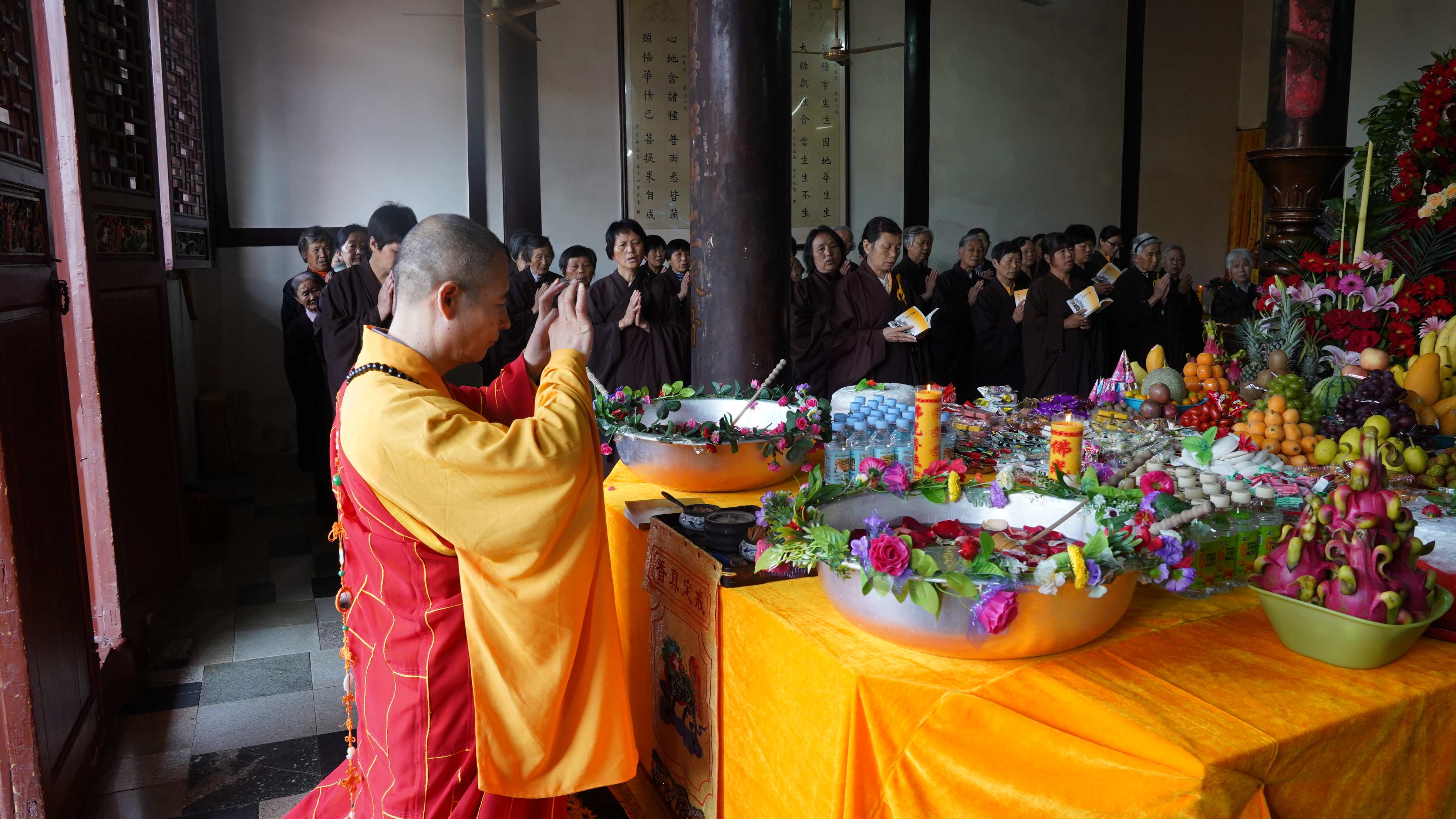 安徽三祖寺浴佛节举行祈福活动