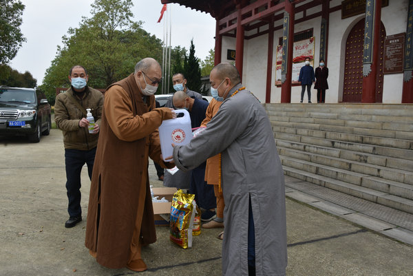 走访慰问79家 湖南省佛教协会偏远山区中小寺院抗疫慈济行圆满结束
