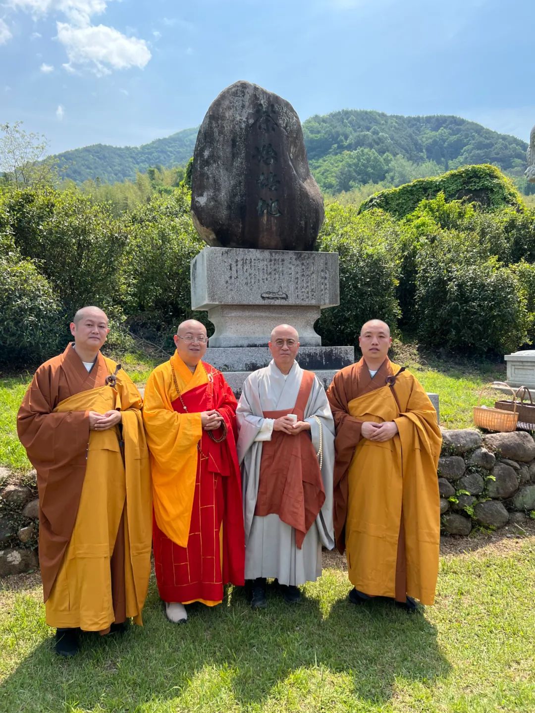 黄梅五祖寺方丈正慈法师应邀参加韩国双溪寺茶文化大典活动