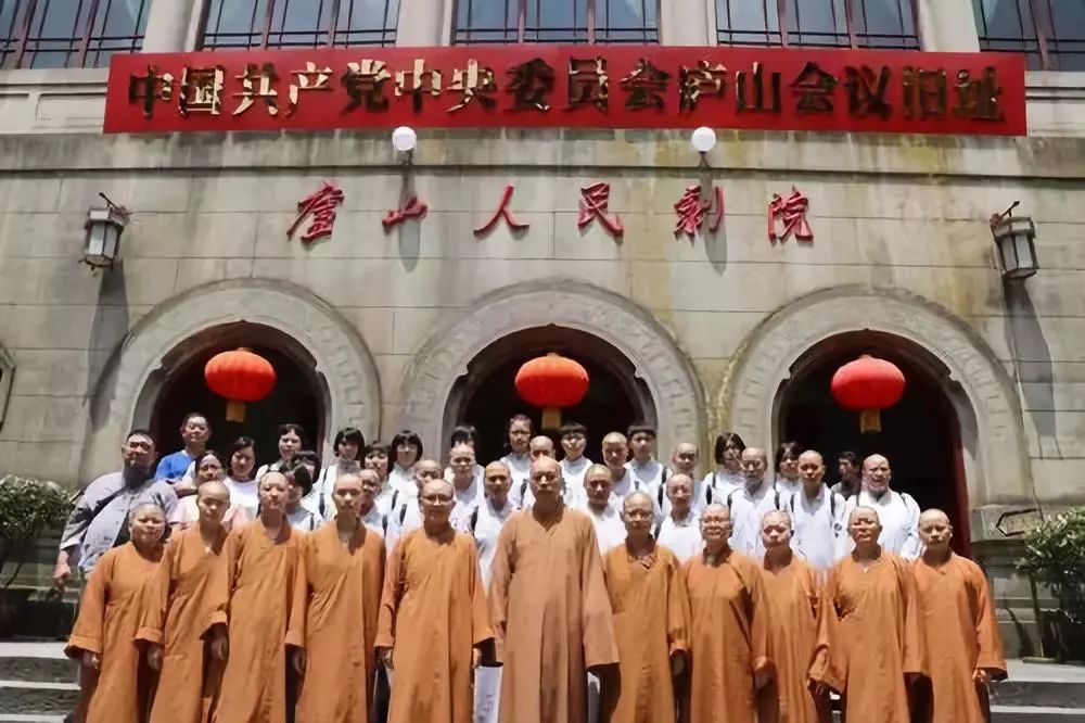 献礼新中国成立70周年 · 福建省佛教界在行动