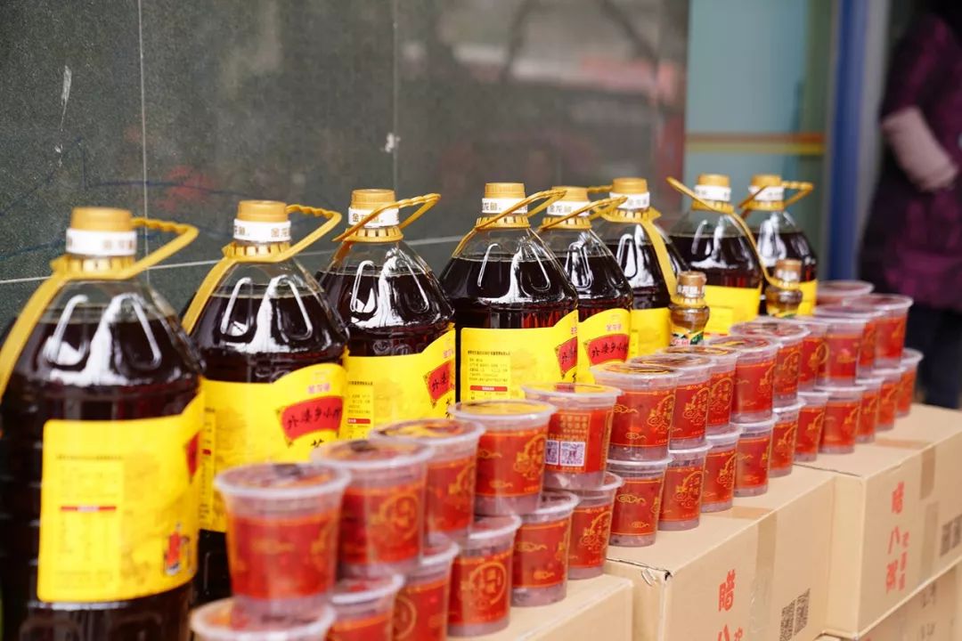 文殊院己亥年腊八奉粥30万份，温暖，欢喜，圆满！