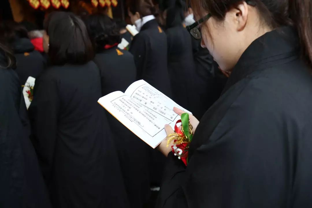 佛陀成道吉日 | 忆念佛恩，腊八奉粥，暖心上海