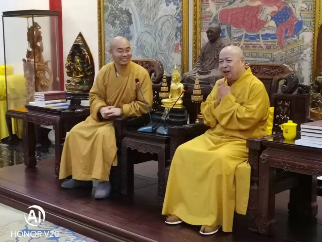 敦煌雷音寺隆重恭请中国佛教协会名誉会长本焕长老舍利永久供奉法会