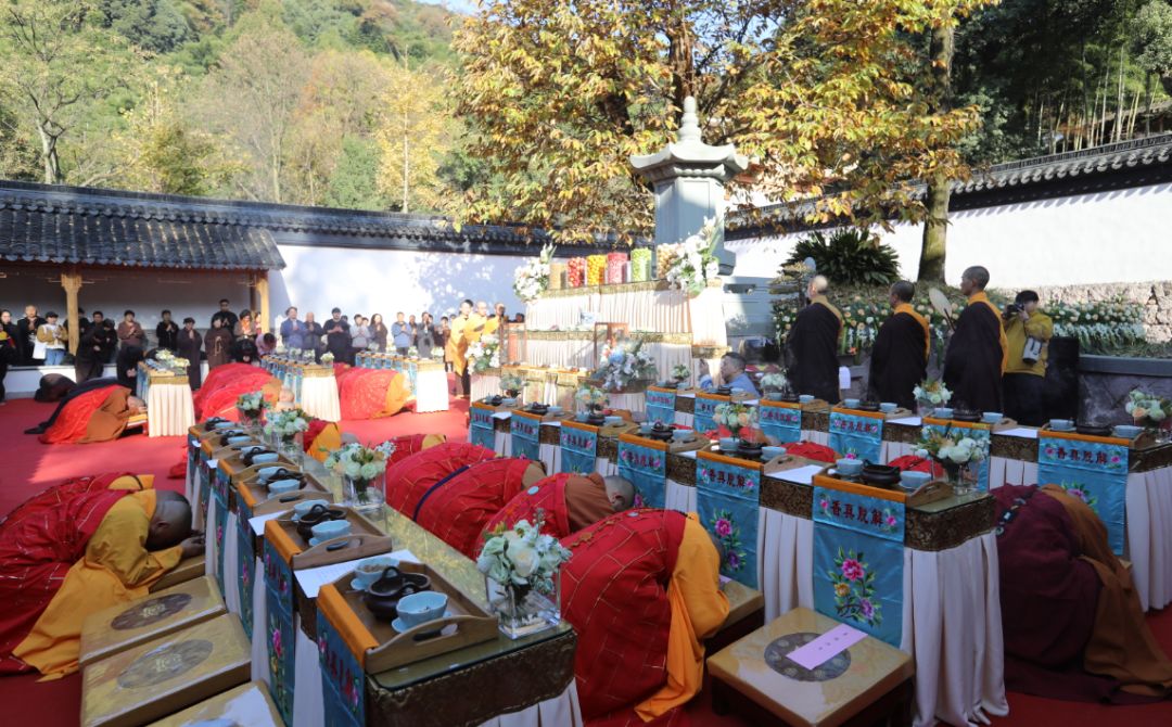“弘扬生态理念，建设人间净土”2019中国·安吉生态寺院建设论坛在安吉县灵峰讲寺举行