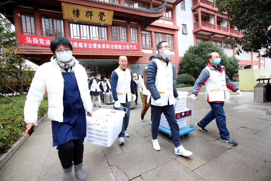 佛陀成道吉日 | 忆念佛恩，腊八奉粥，暖心上海