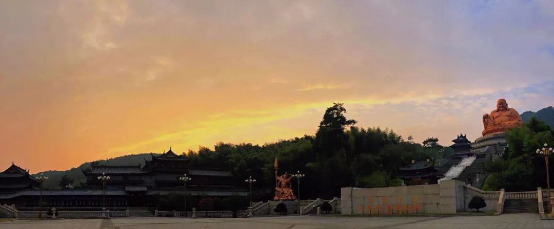 【传戒专题】雪窦山资圣禅寺三坛大戒法会 第二日：挂号投单 新戒初见 净坛
