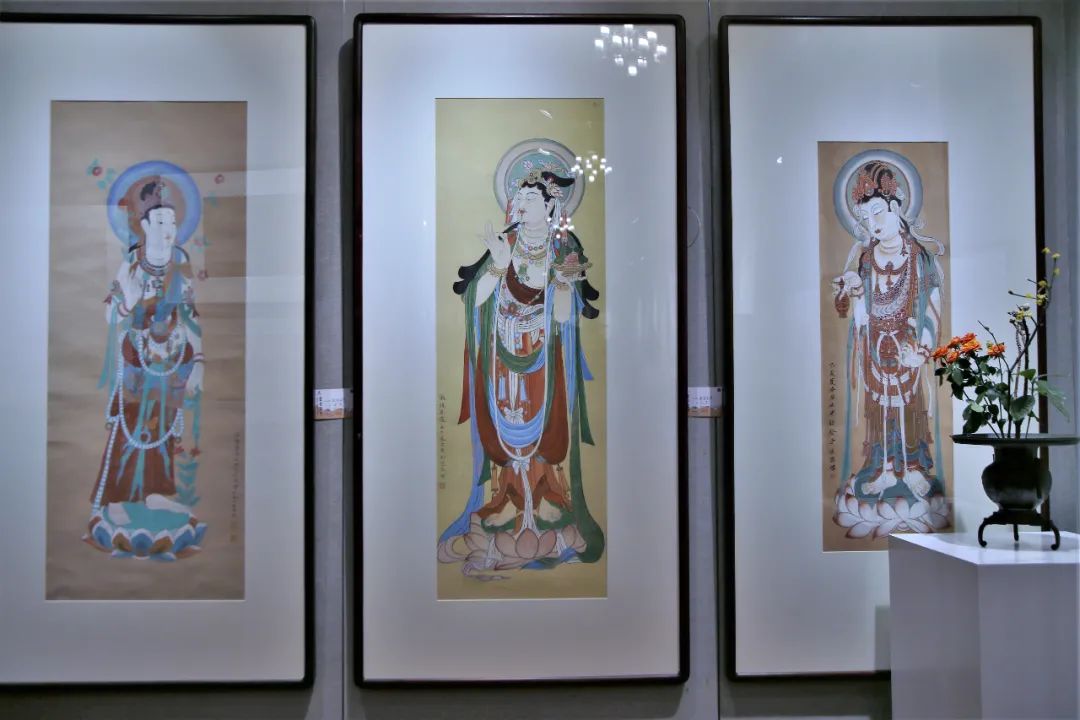 得到院长肯定！展出200余幅 七位艺术学僧交出满意毕业答卷