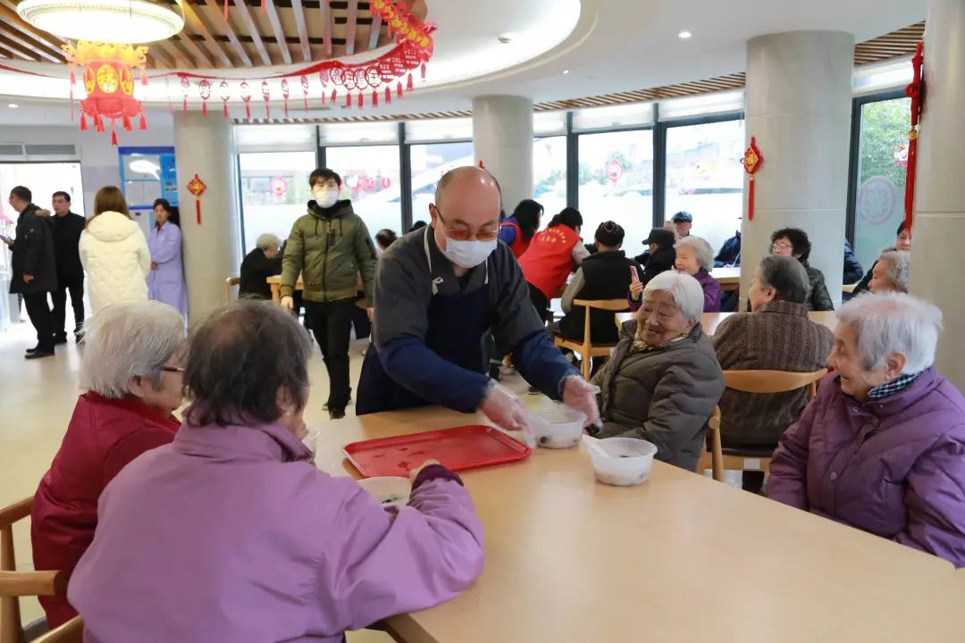 佛陀成道吉日 | 忆念佛恩，腊八奉粥，暖心上海