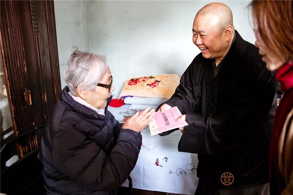 新春送吉祥,帮困暖人心!我们把新年慰问送到千家万户
