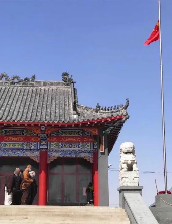 菩萨垂泪 春风含悲|吉林省全省佛教活动场所降半旗志哀
