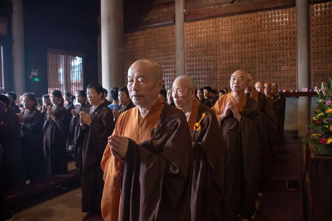 【華嚴善報】中秋佳節，本寺舉行拜月祈福法會暨普茶晚會