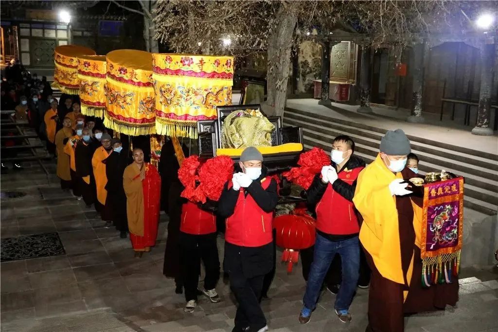 敦煌雷音寺隆重恭请中国佛教协会名誉会长本焕长老舍利永久供奉法会