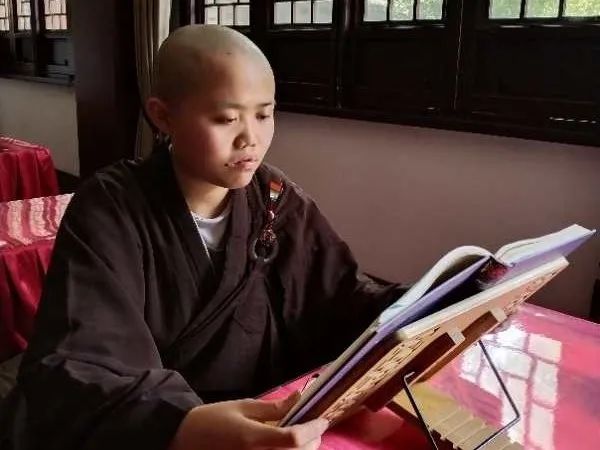 封城两个月 八位武昌佛学院尼僧倾情讲述自己的经历感受