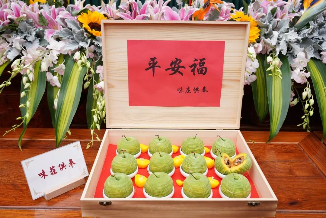 今天十五家饭店、十大寺院齐聚香积寺干了件“天大”的事儿！