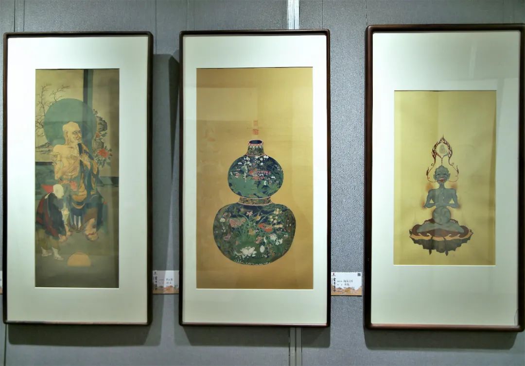 得到院长肯定！展出200余幅 七位艺术学僧交出满意毕业答卷