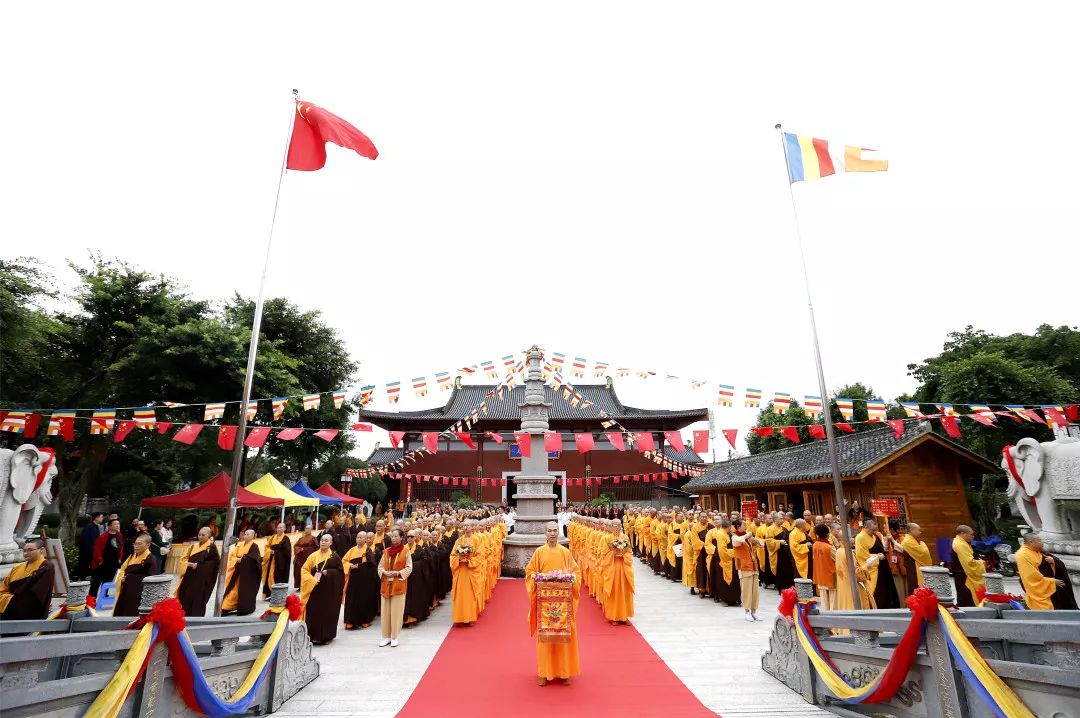 迎华诞 念恩师——四川尼众佛学院庆祝祖国70华诞暨隆莲法师诞辰110周年纪念法会圆满