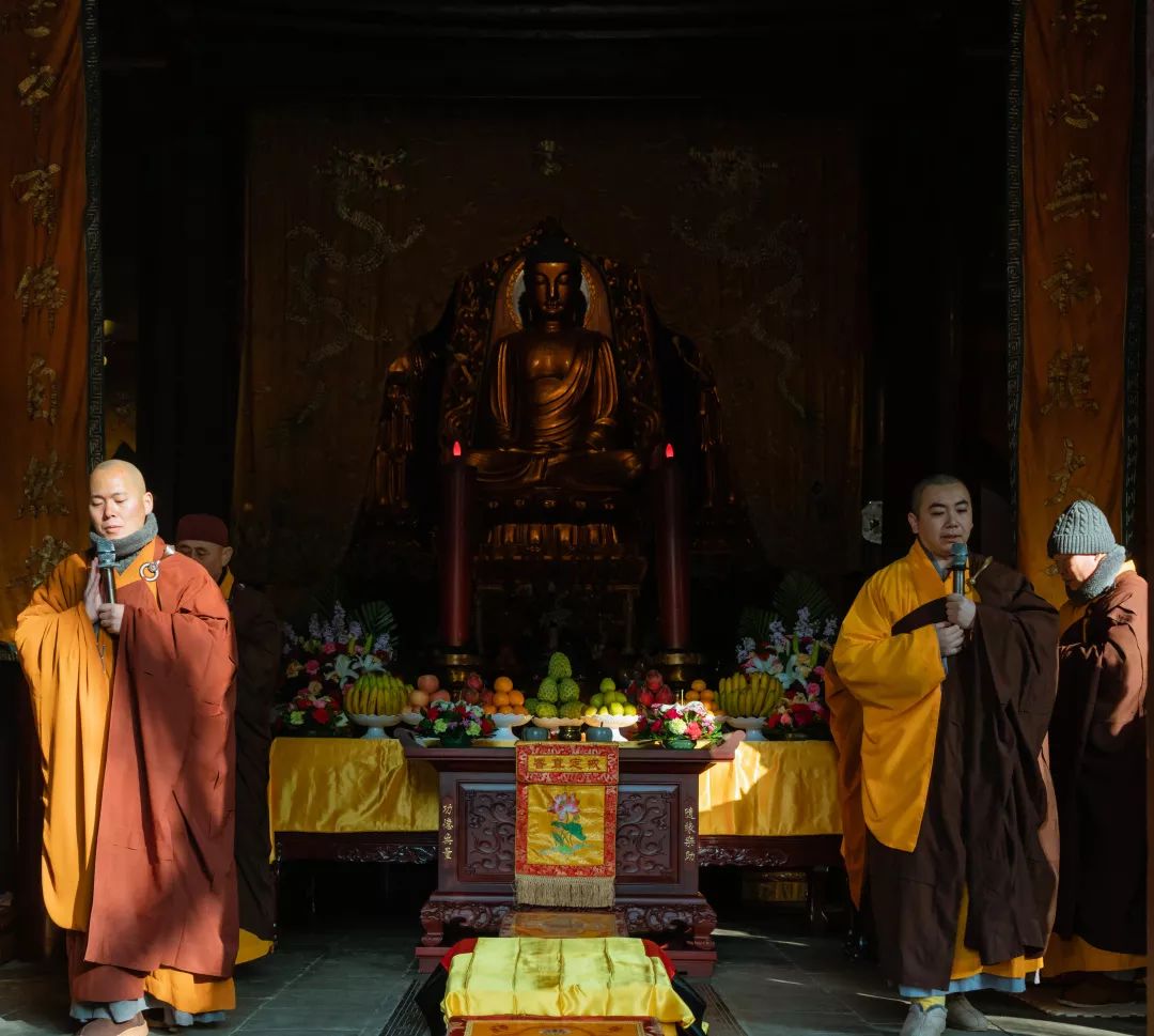 山东大灵岩寺腊八施粥 | 同沾法喜 共沐佛恩
