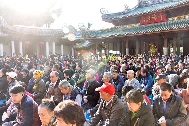 爱心厦门我们一起行动 新年书画慈善行 爱心从厦门佛教界传递