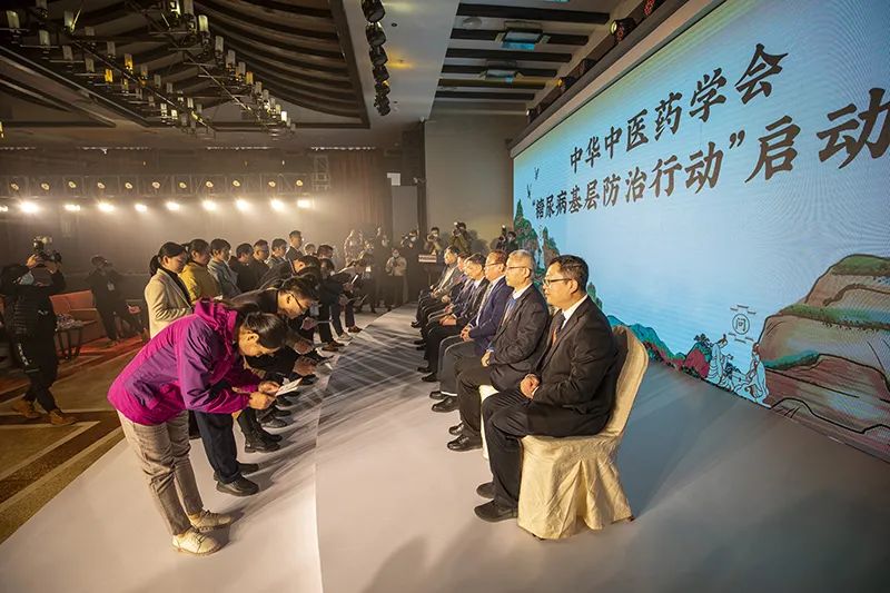 全民健康助力全面小康 百名医疗专家关注糖尿病基层防治工作