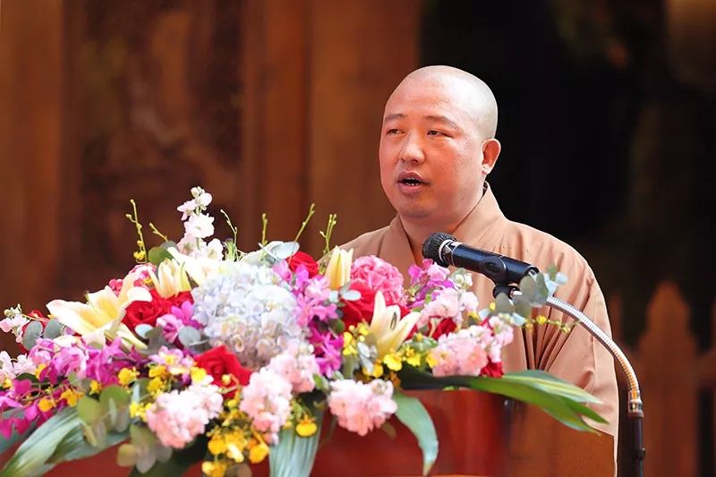 厦门佛教界喜迎中华人民共和国成立70周年暨四爱主题图片展揭幕