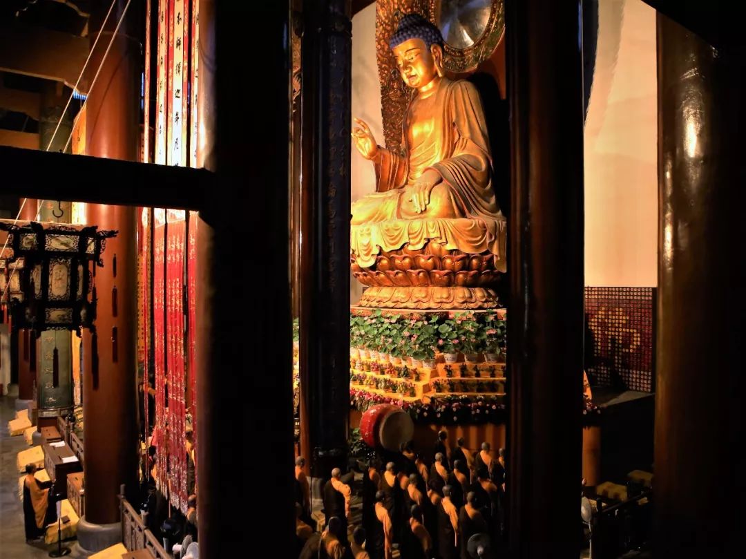 新闻 | 农历七月十五清晨 杭州灵隐寺举行执事请职、己亥夏安居圆满解夏仪式
