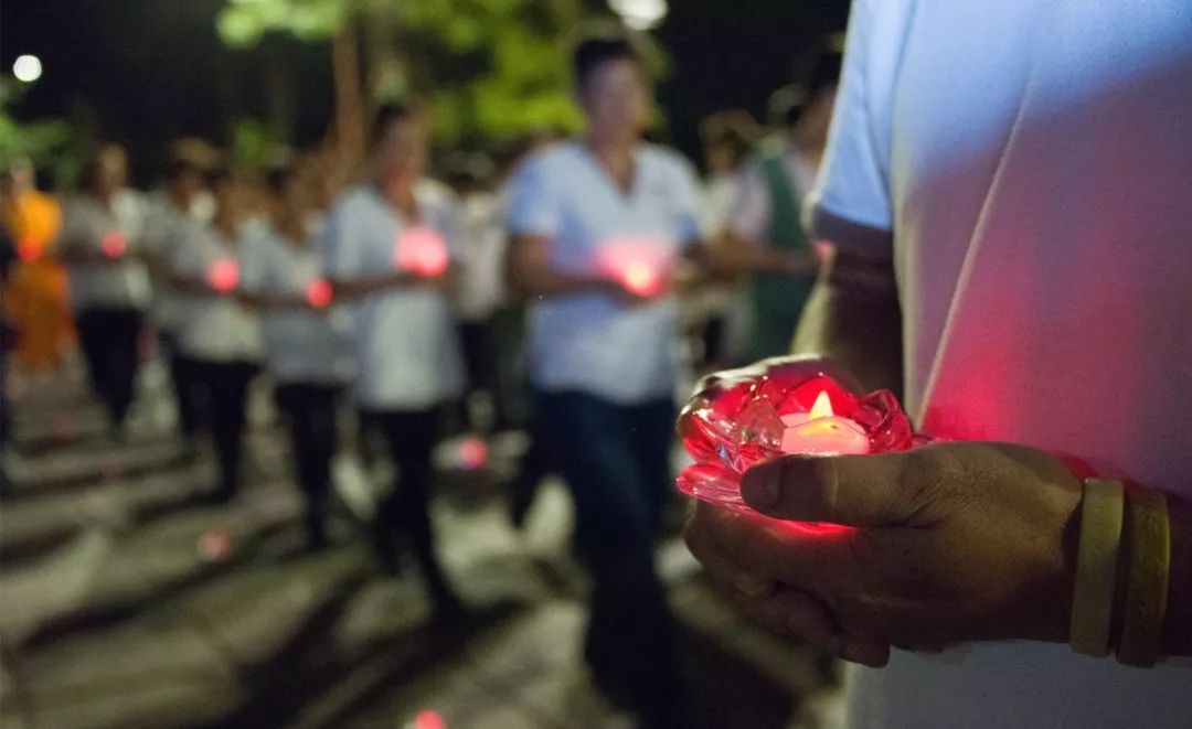传灯祈福法会隆重举行——南普陀寺第十一届义工培训大会圆满落幕
