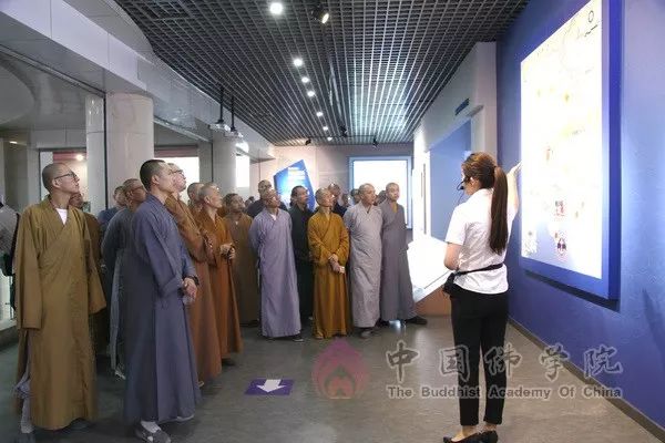 中国佛学院全体师生赴河北爱国主义教育基地开展现场教学实践活动