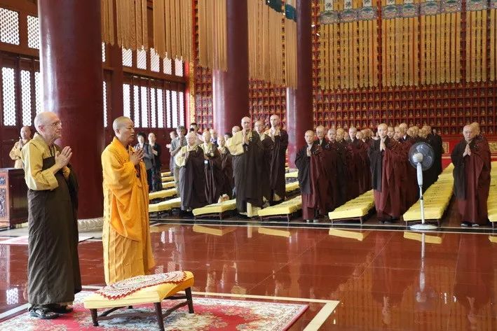【會賢樓】美国万佛城恒实长老一行来山礼祖