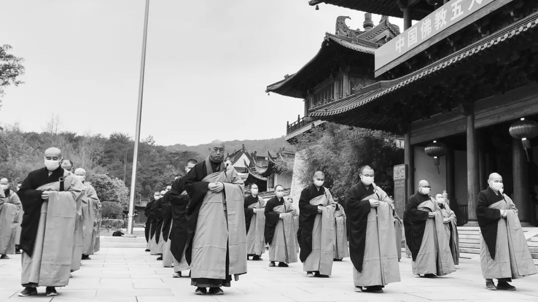 清明祭 | 全国哀悼日 各地寺院响应国家号召下半旗志哀