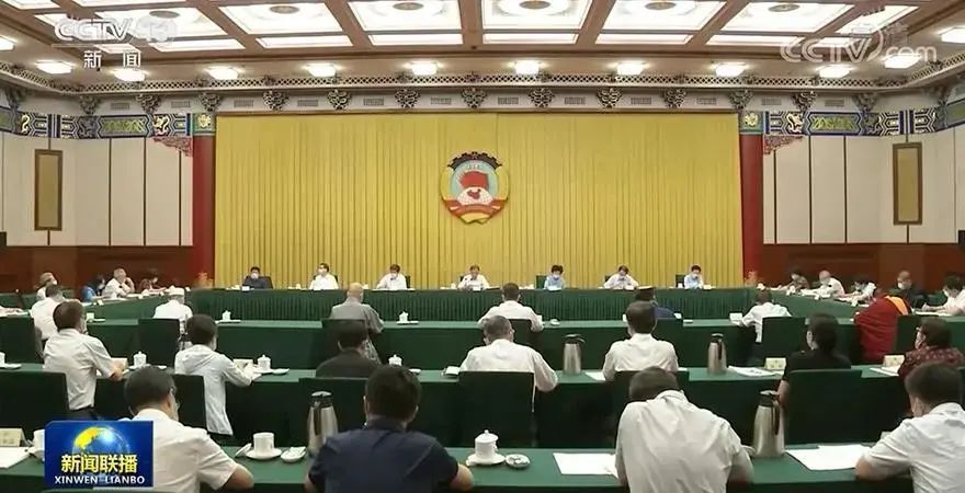 全国政协民宗委召开宗教界主题协商座谈会 汪洋出席并讲话