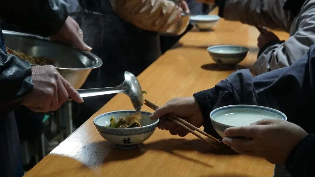 禅堂即是选佛场  走进少林寺“精进禅七”的最后一天