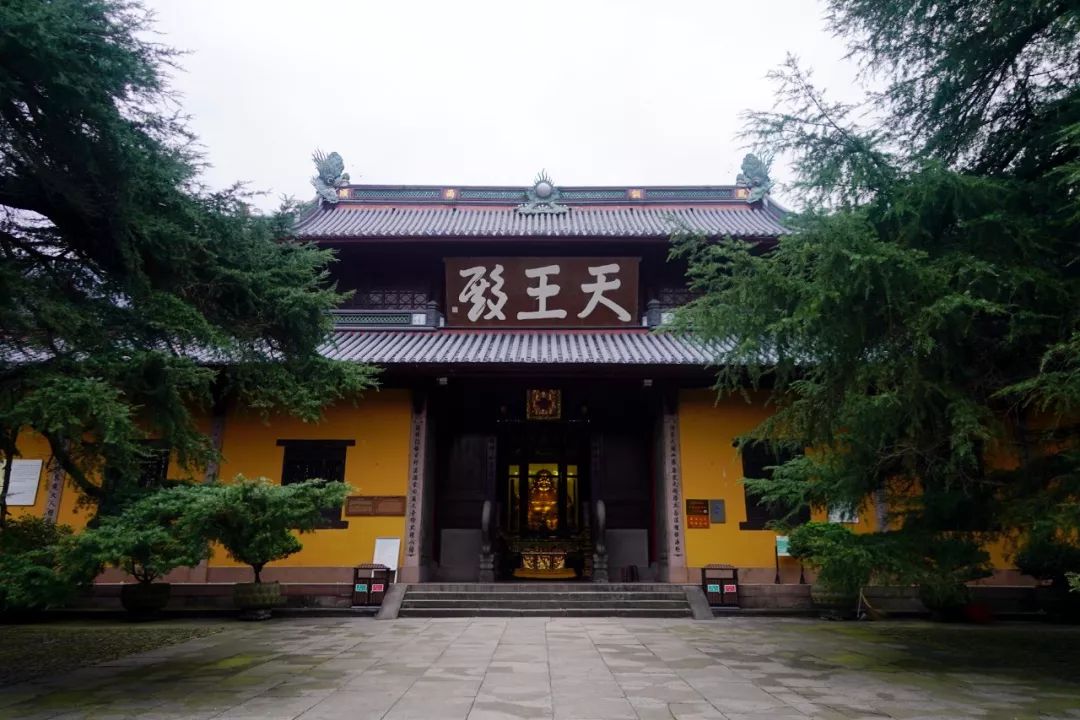 ​日本奈良唐招提寺住持西山明彦长老参拜天童禅寺 诚信大和尚热情接见