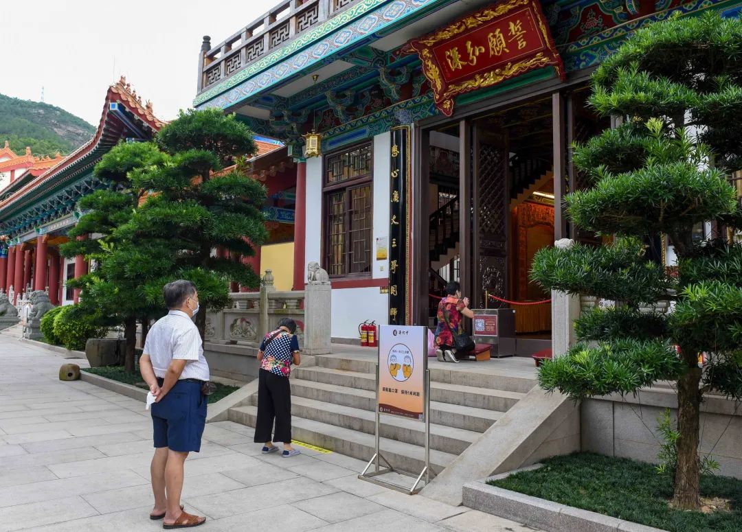 普陀快讯 | 珠海普陀寺开放首日，十方善信网上预约有序参访