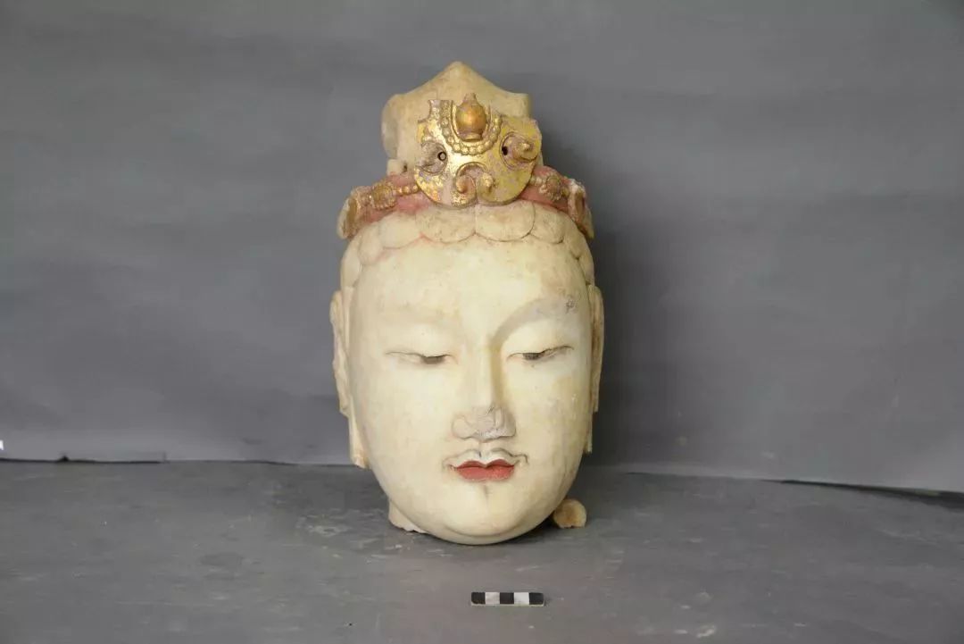 头上“戴”宝瓶的大势至菩萨,向人们传递着什么智慧?