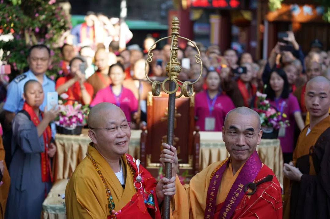 厦门鸿山寺“五百罗汉堂圣像开光暨法云法师荣膺方丈升座庆典”圆满