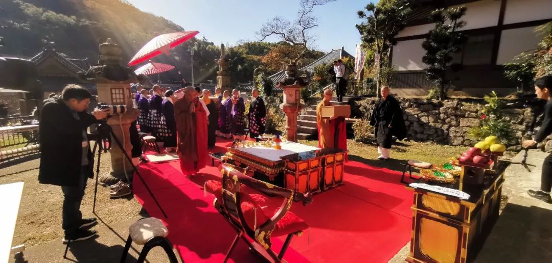 湖州佛教协会组团赴日参加《思溪藏》复刻本安奉法会功德圆满