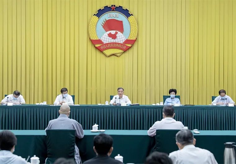 全国政协民宗委召开宗教界主题协商座谈会 汪洋出席并讲话