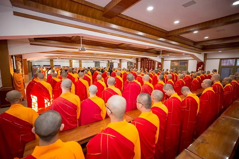 南普陀寺隆重举行己亥年无遮水陆法会熏坛洒净仪式