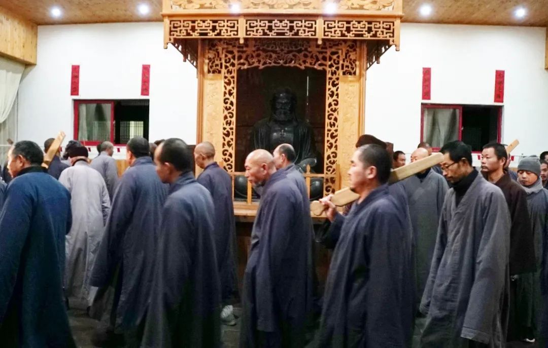 禅堂即是选佛场  走进少林寺“精进禅七”的最后一天