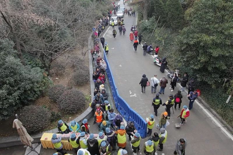 腊八奉粥│禅悦为食  法喜充满——我寺举行“腊八奉粥”活动
