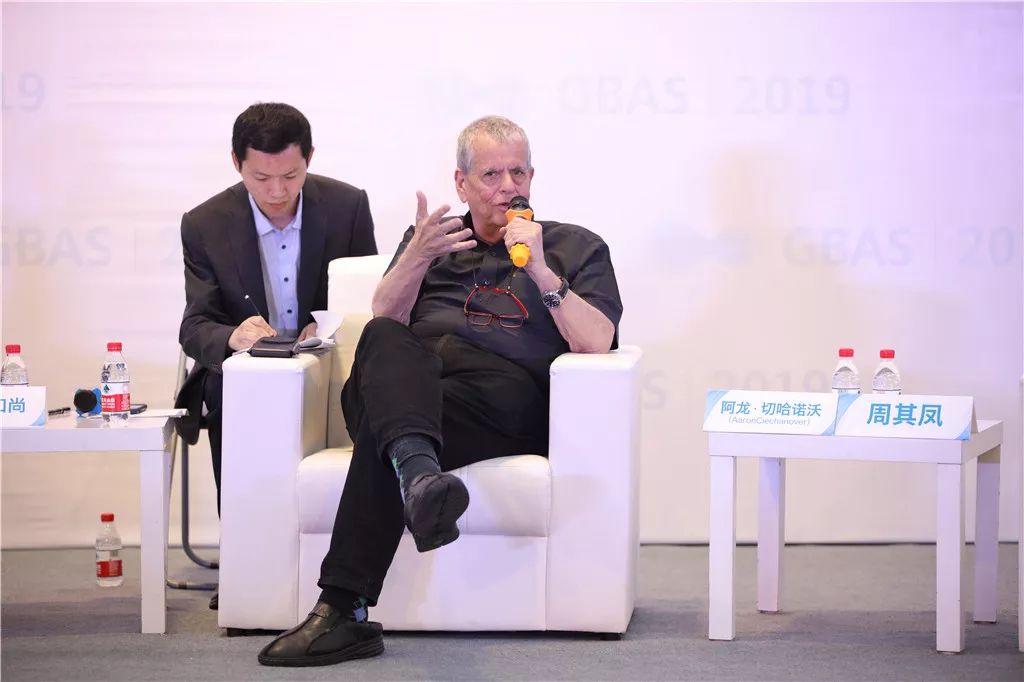 东西智慧与人文化成——印顺大和尚出席第六届诺贝尔奖获得者医学峰会人文与科学论坛
