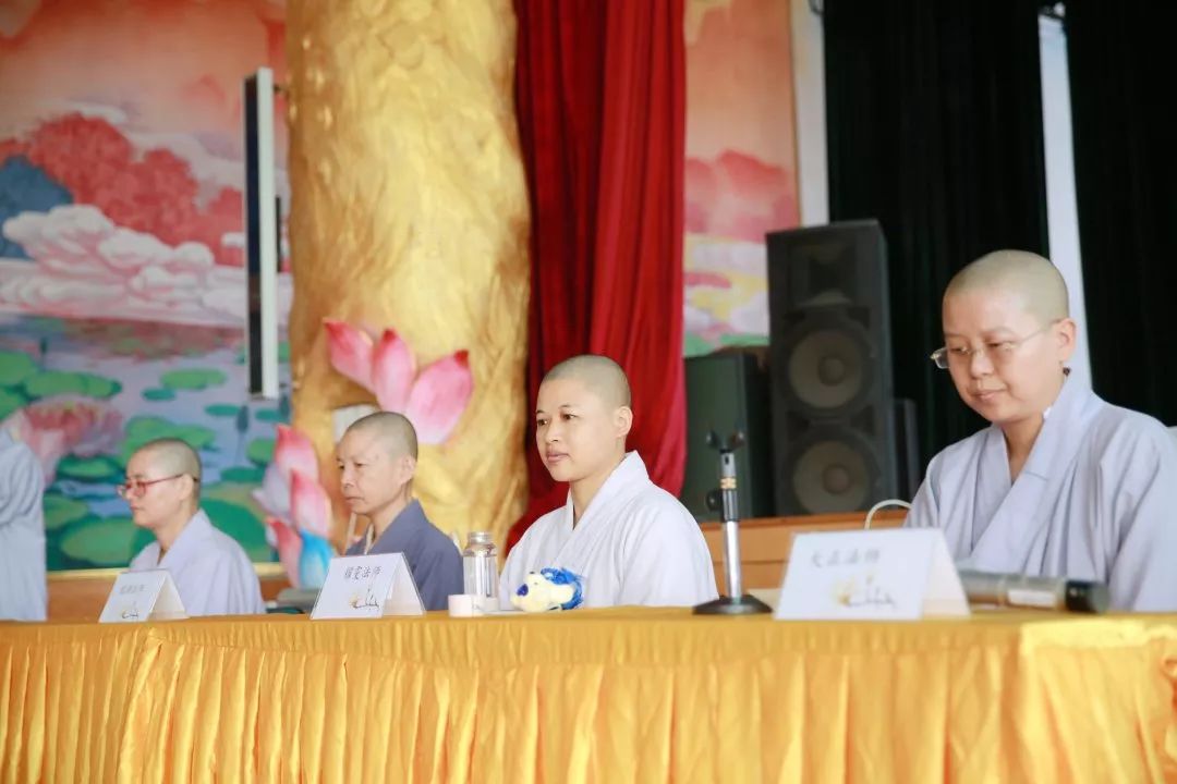 【双语新闻】广东佛学院云门学院 千佛塔寺女众部2019年下学期开学典礼隆重举行