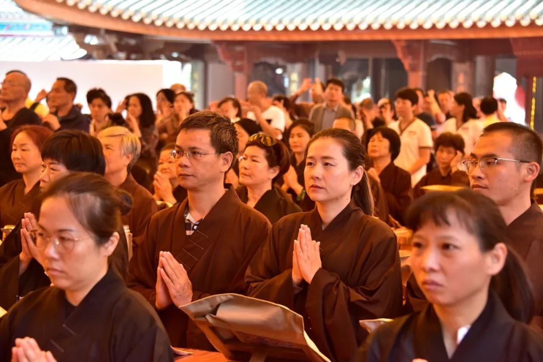 南普陀寺无遮水陆法会设上堂大斋供众