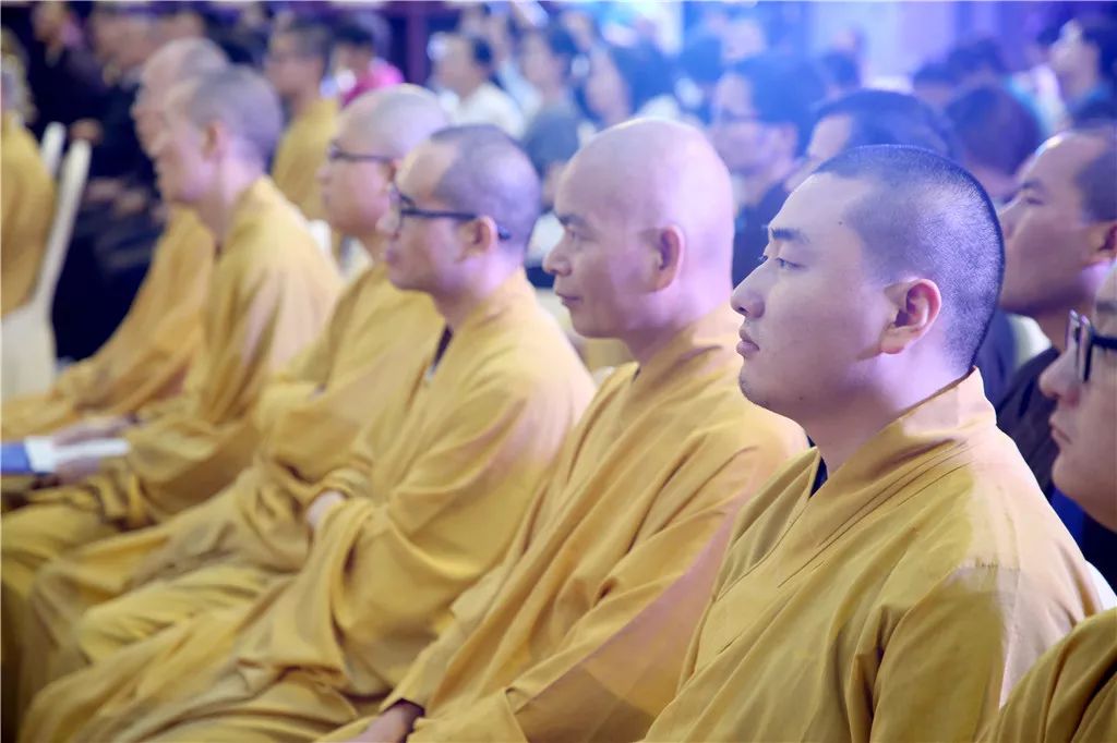 东西智慧与人文化成——印顺大和尚出席第六届诺贝尔奖获得者医学峰会人文与科学论坛