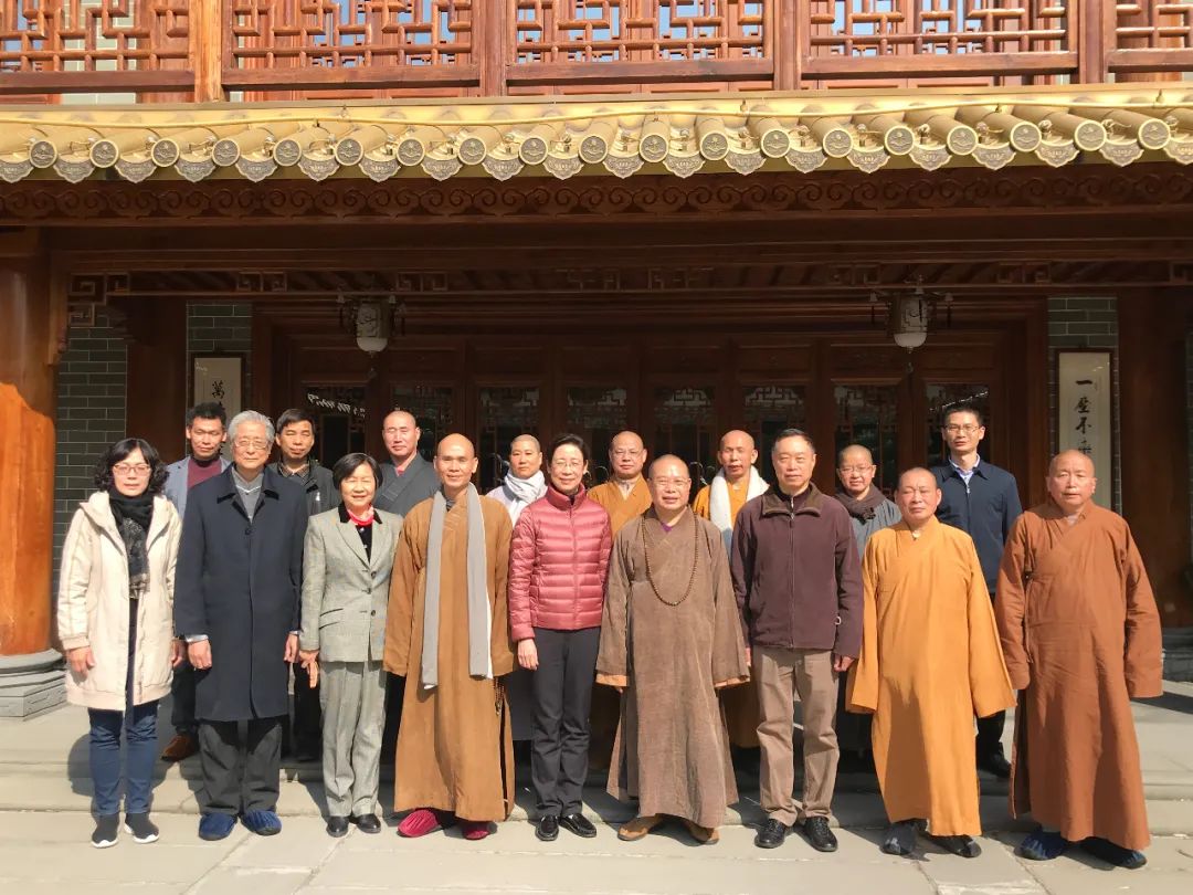 平安迎新年,防疫不松懈——市人大常委举行佛教界新春团拜会