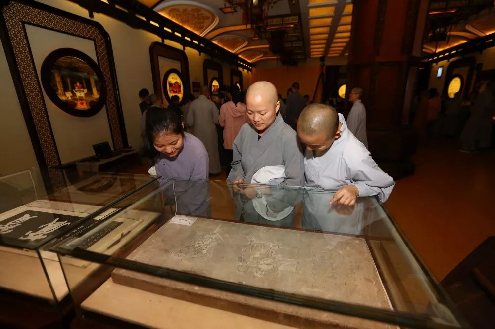 “中华文化奇迹 — 北京房山云居寺历史文化展”走进海南南山寺