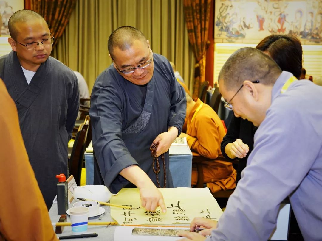 新闻 | 2019汉传佛教院校青年法师书法培训班结班仪式在杭州举行